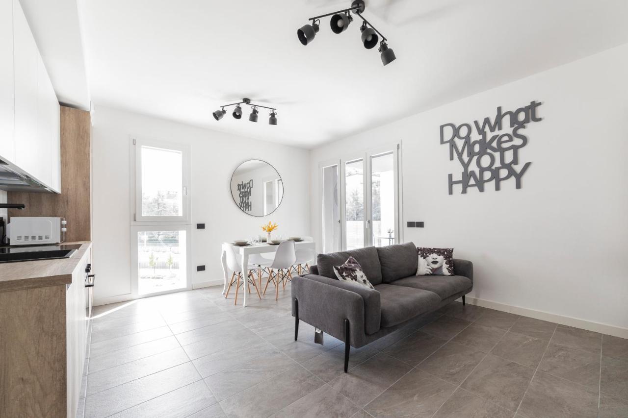 Modern Apt With Terrace And Parking! Apartment Milan