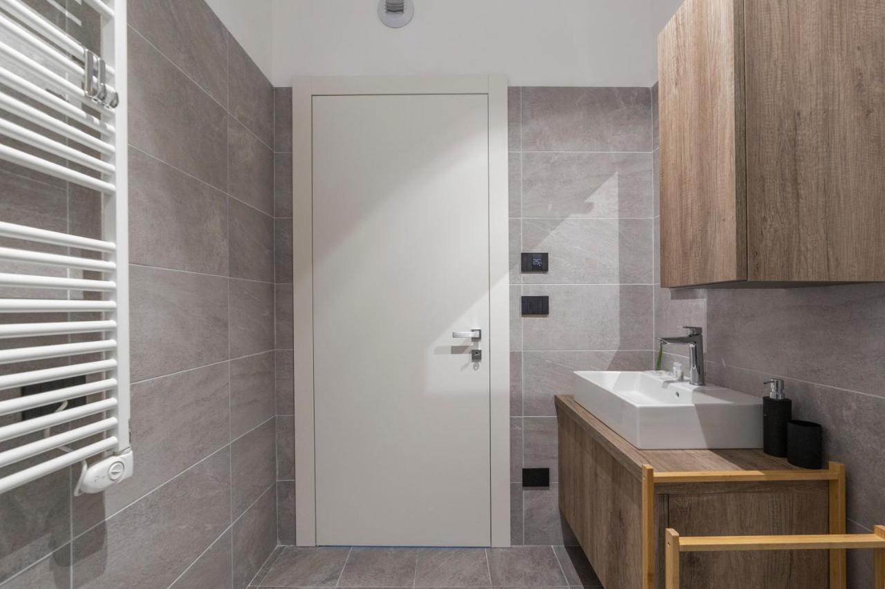 Apartment Modern Apt With Terrace And Parking! Milan