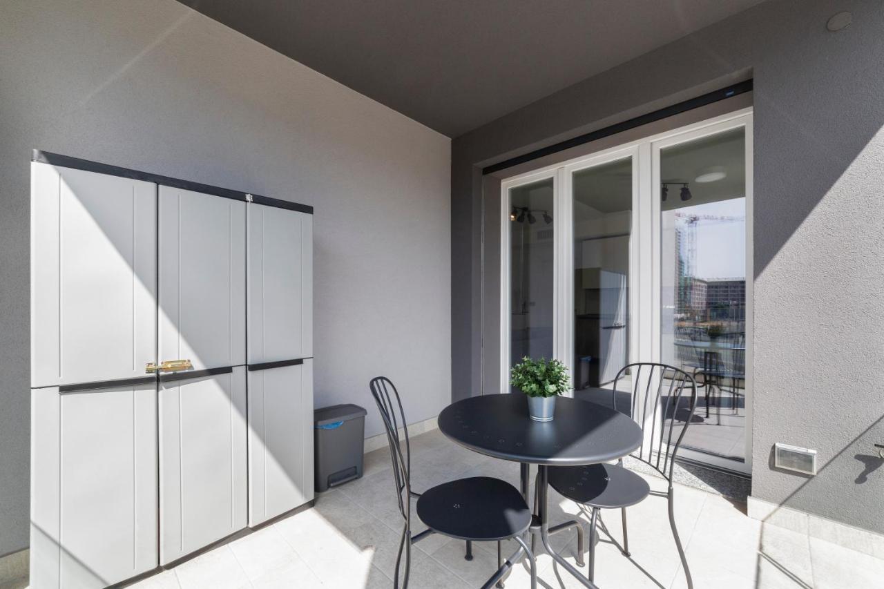 Apartment Modern Apt With Terrace And Parking! Milan